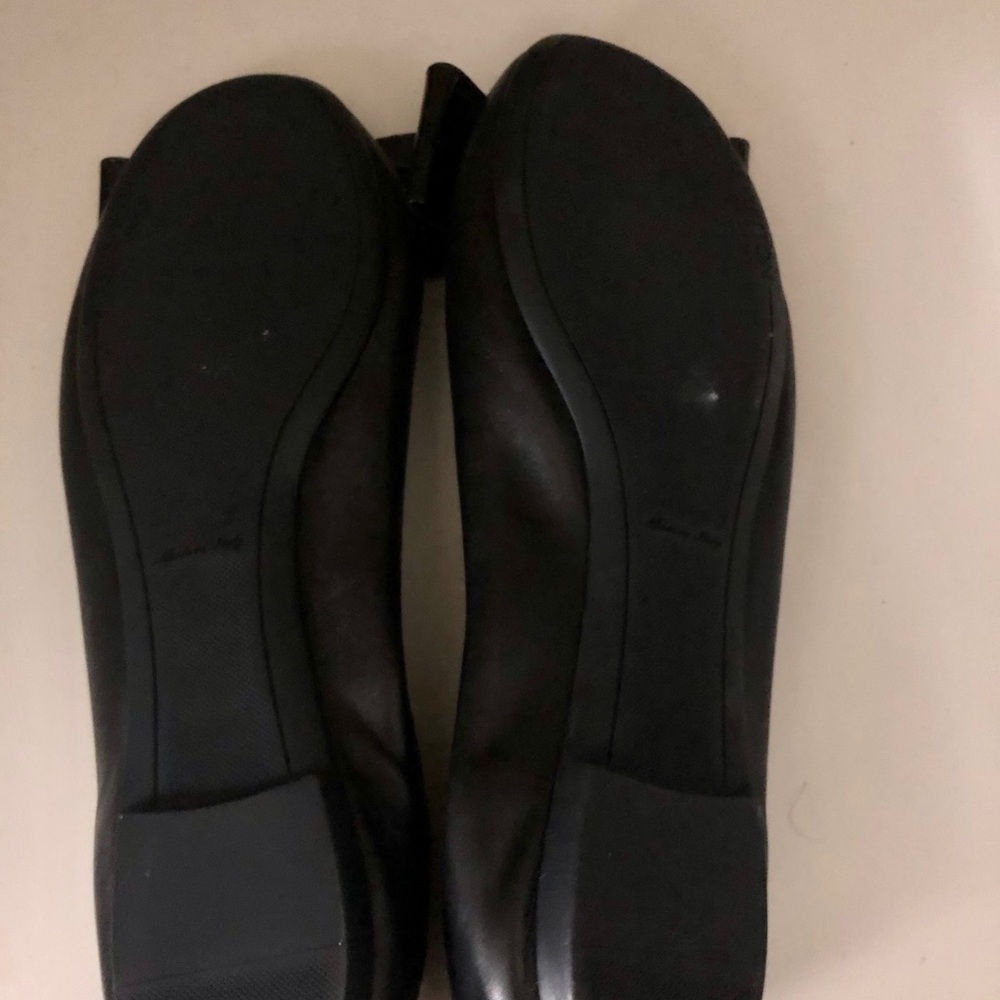 Louis Vuitton Bow Ballet Flats - Picture 2 of 4